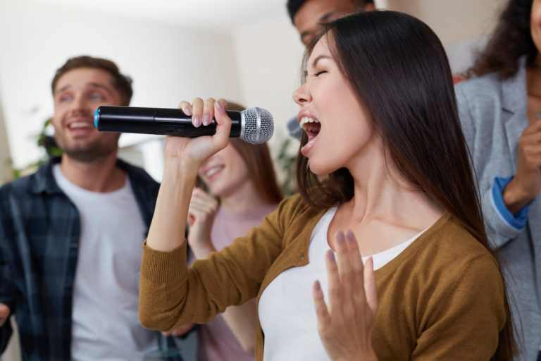 Building Confidence in Your Students: Motivational Tips for Vocal Coaches